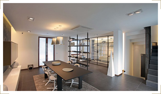 青島辦公室裝修、青島辦公室裝飾,請(qǐng)致電榮峰裝飾設(shè)計(jì)！